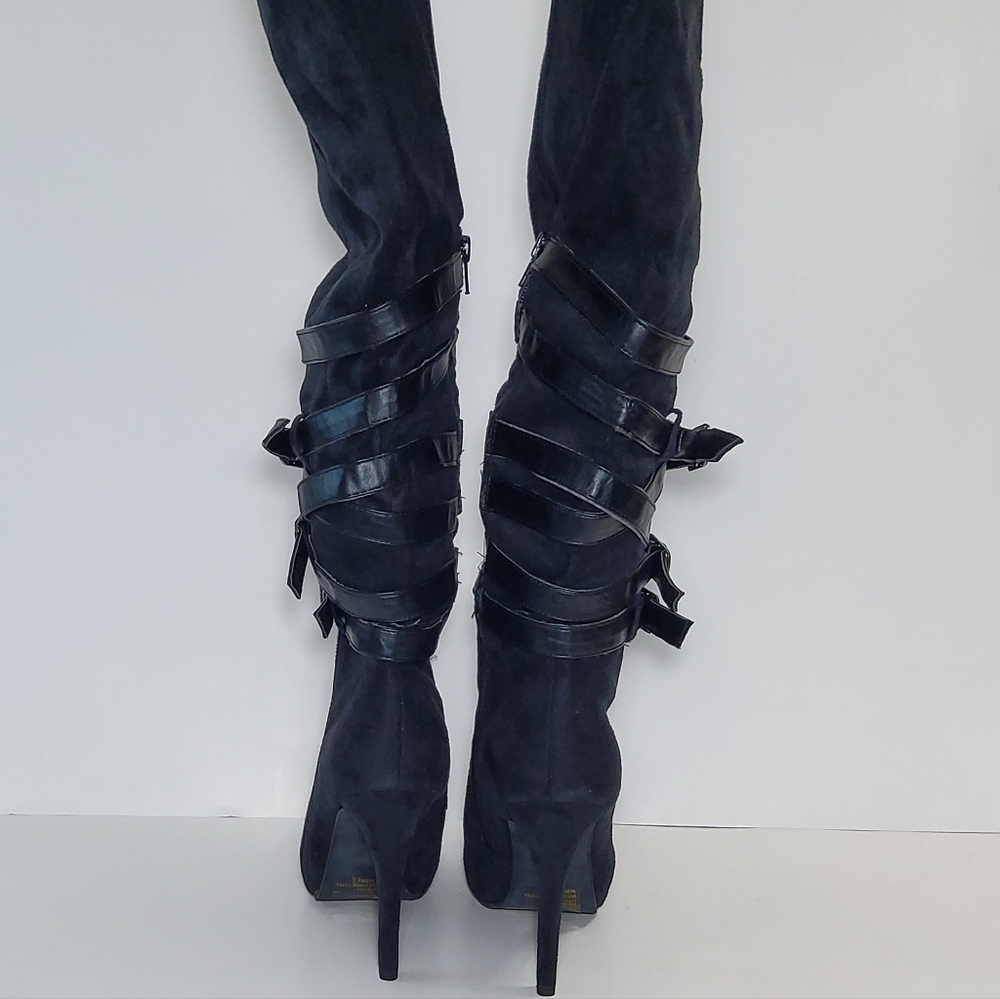 Twisted Boots - Picture 8 of 12